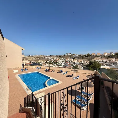 Charasteristic House With Stunning Views 公寓