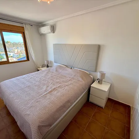 Charasteristic House With Stunning Views 克萨达城